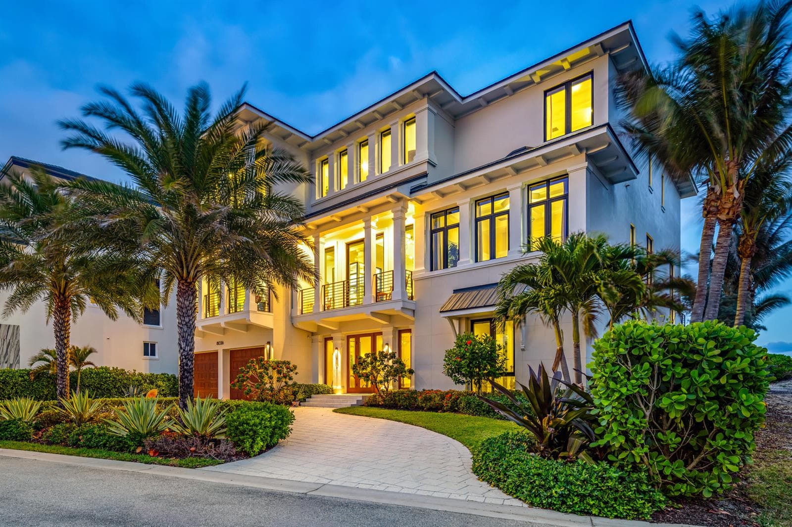 8036 S Ocean Drive 2