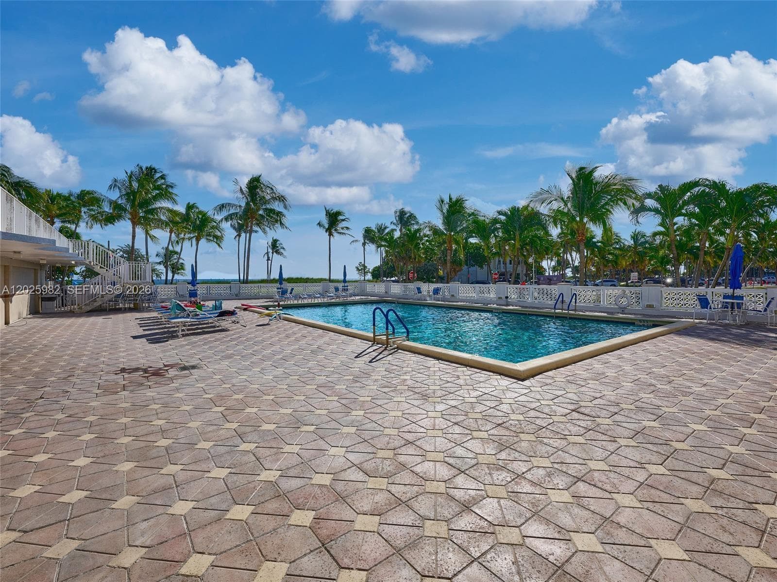 111 N Pompano Beach Blvd 909 photo 19