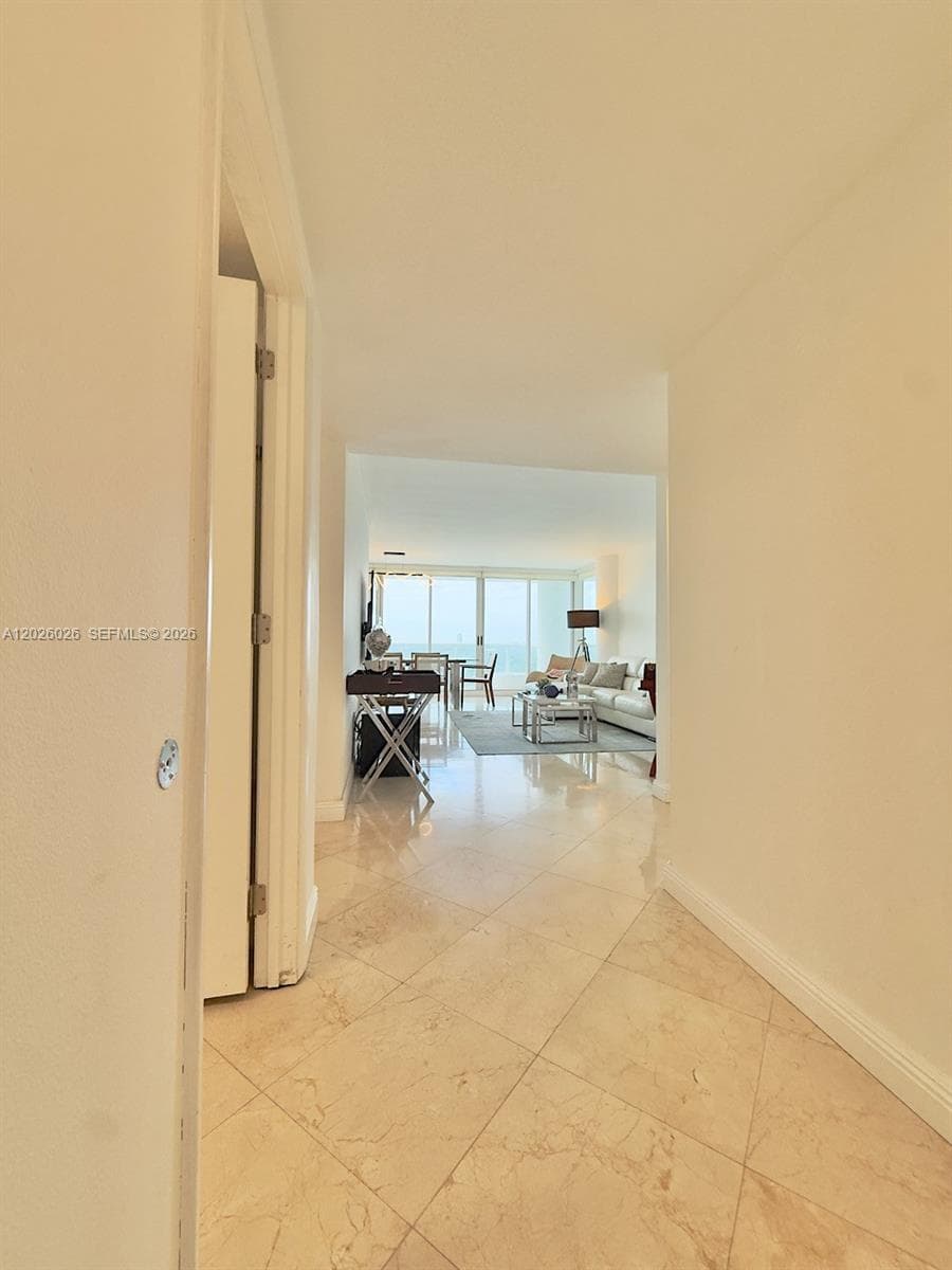 16400 Collins Ave 1545 photo 2