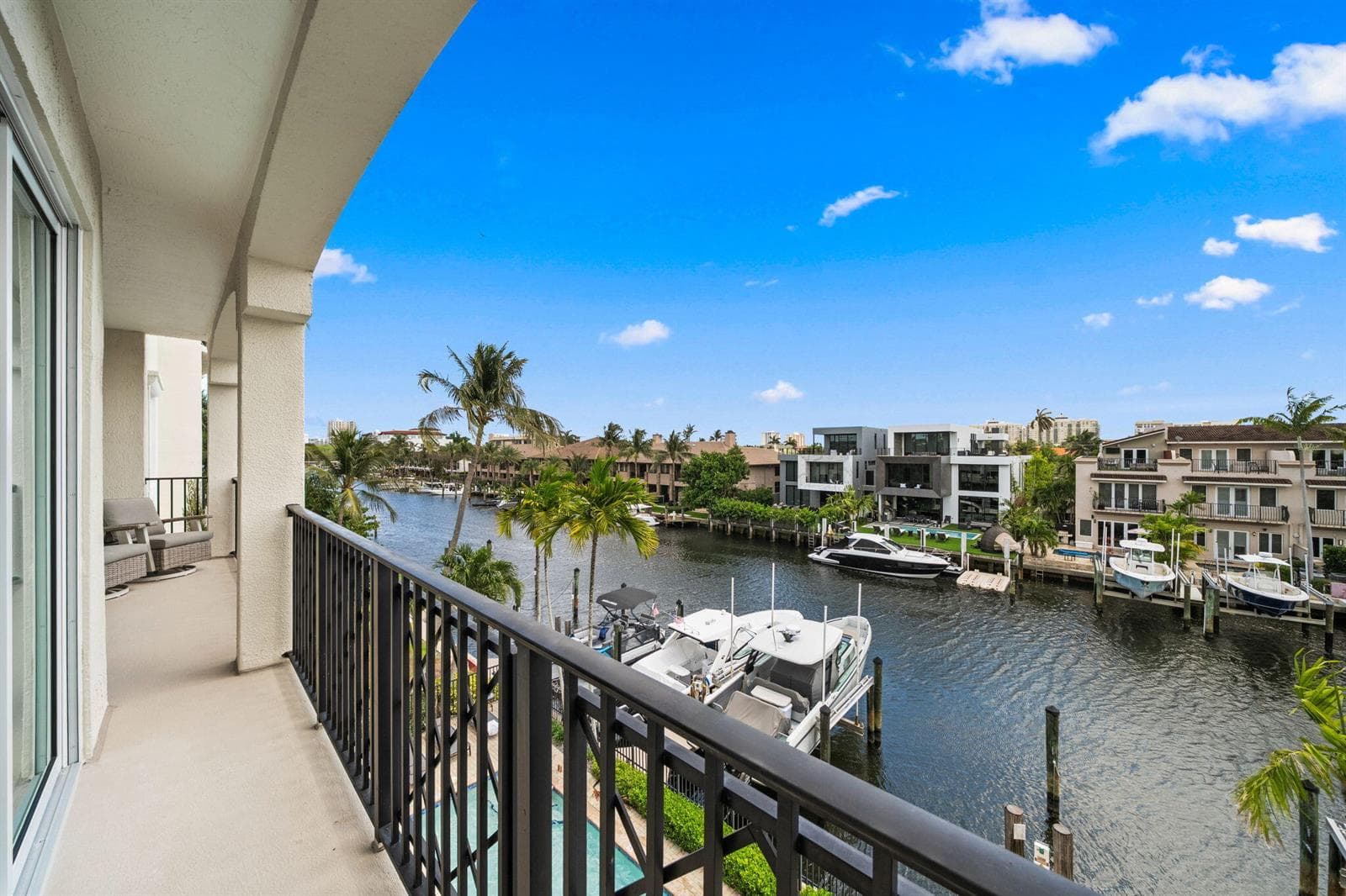 2720 NE 15th Street #303 5