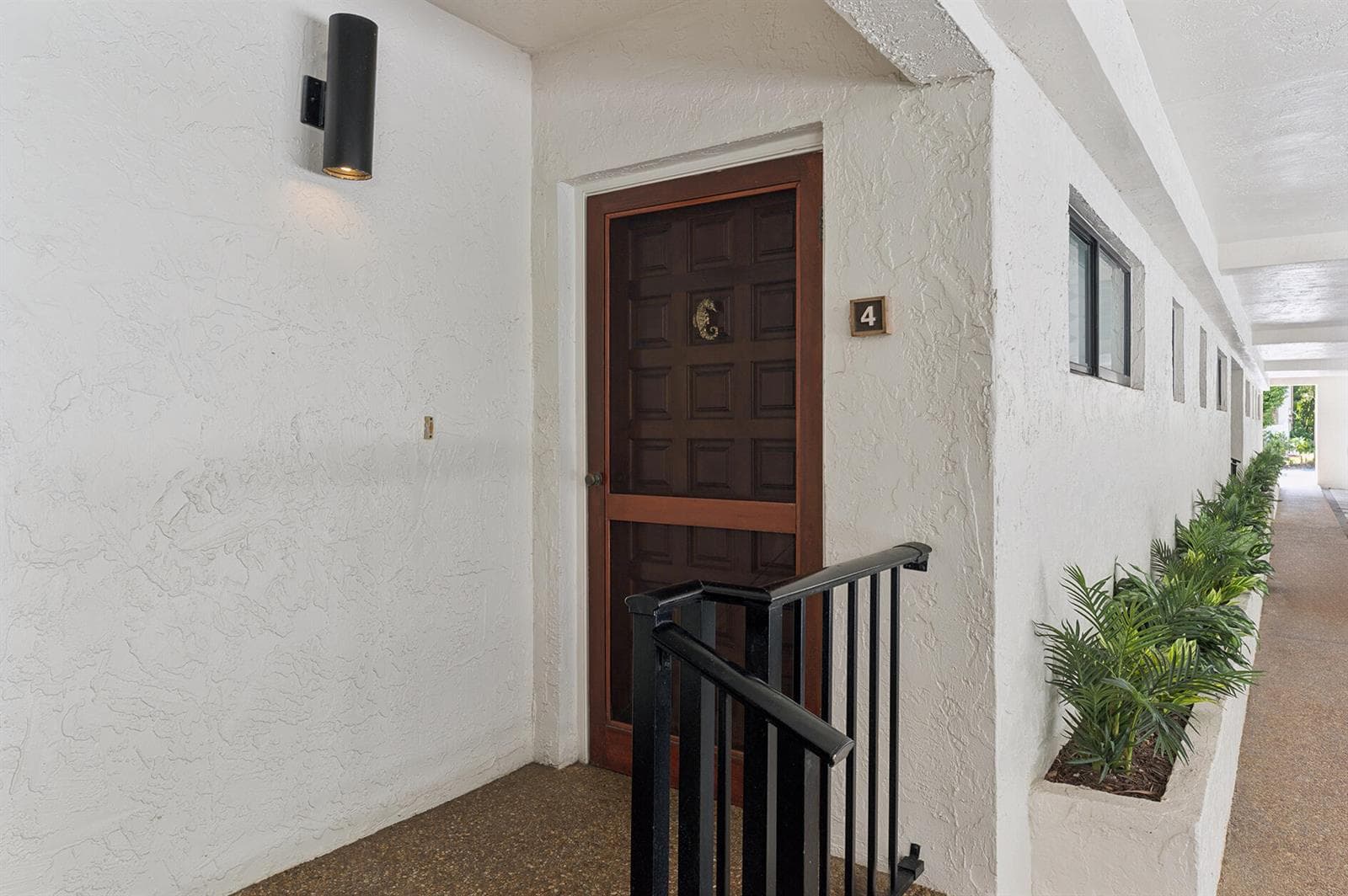 800 Andrews Avenue #4 2