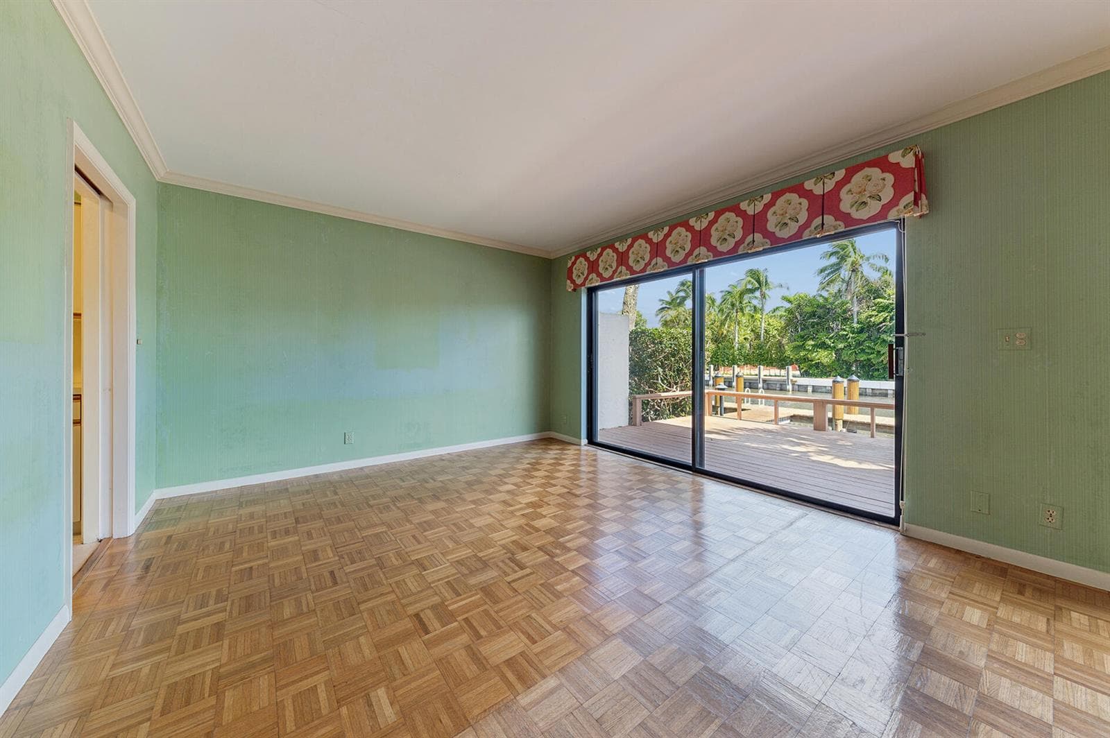 800 Andrews Avenue #4 4