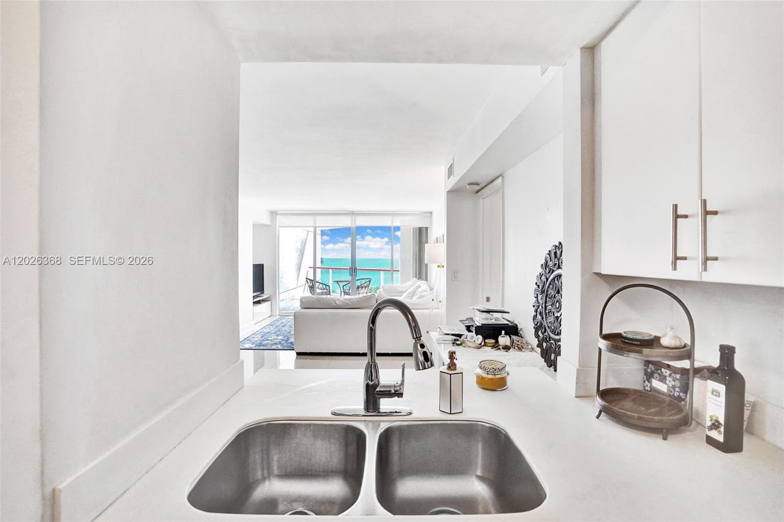 6767 Collins Ave 408 photo 3