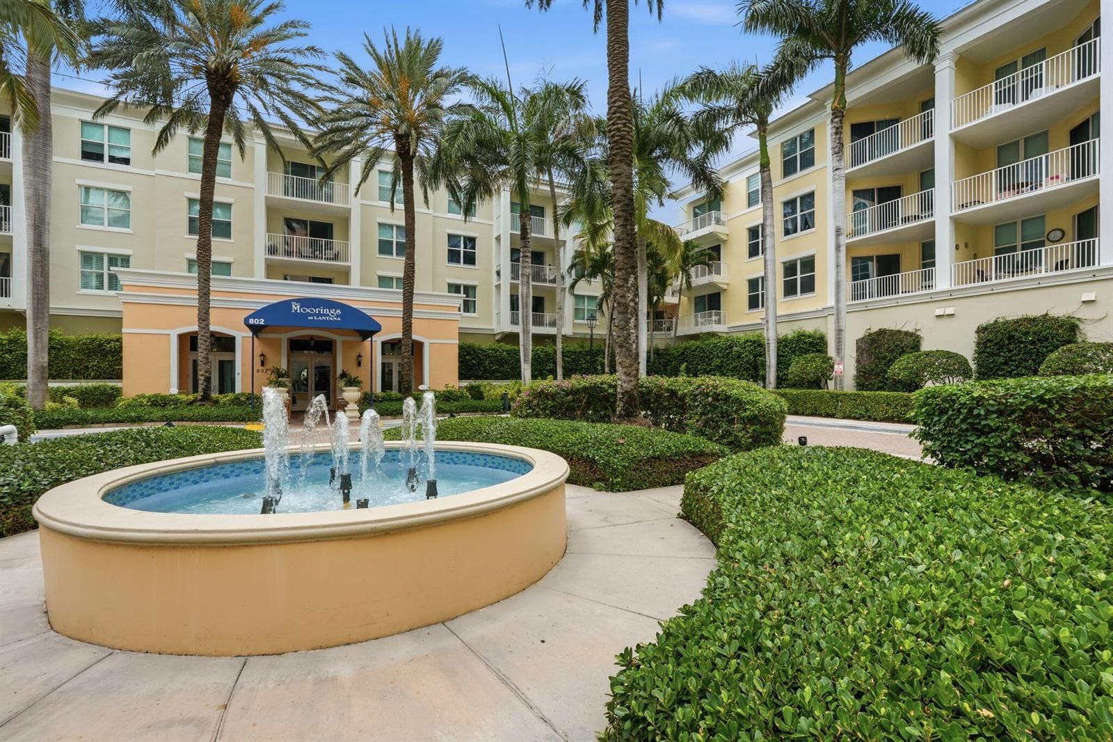 802 W Windward Way #304 2