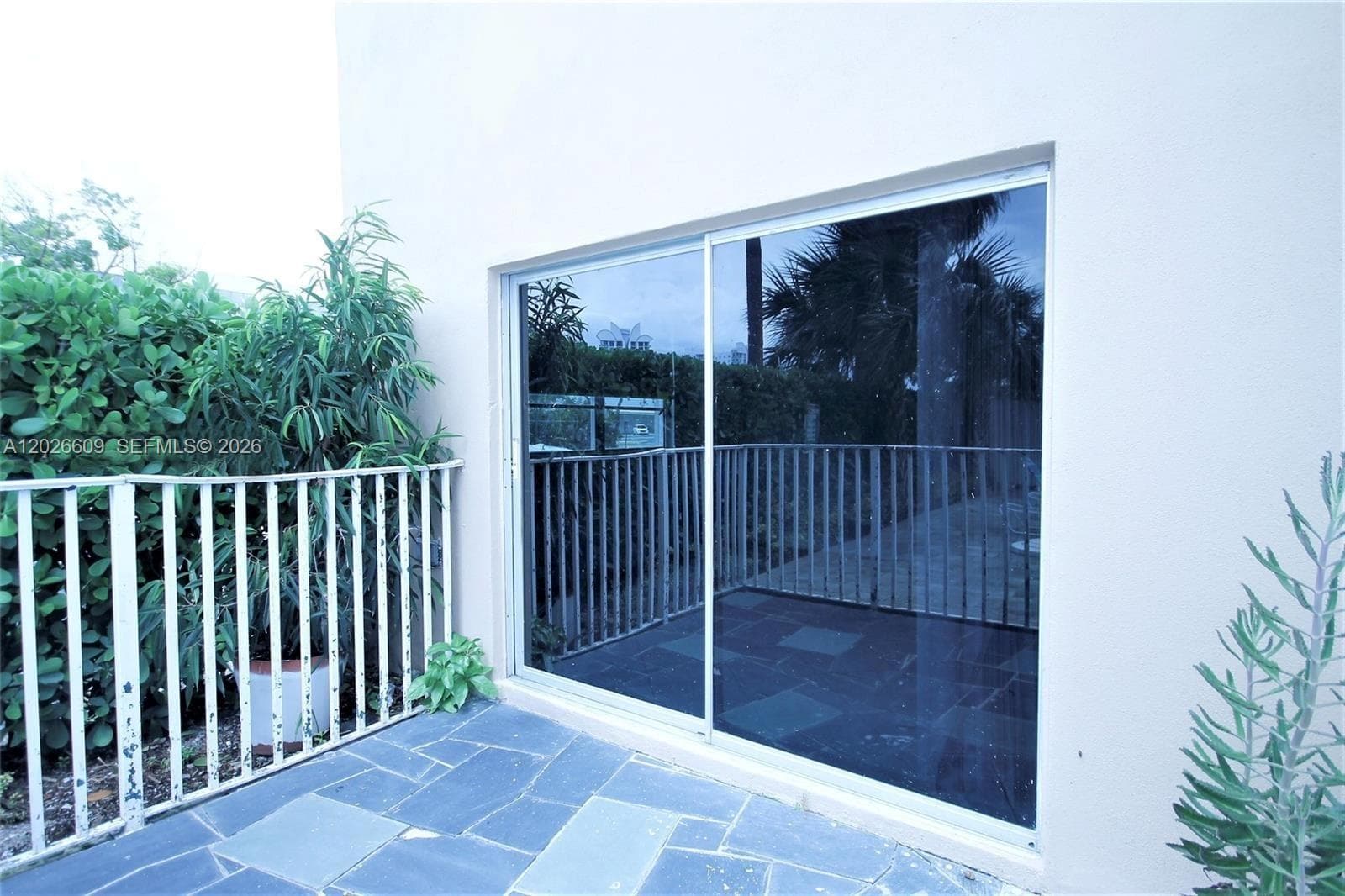 1455 N Treasure Dr 1A photo 6