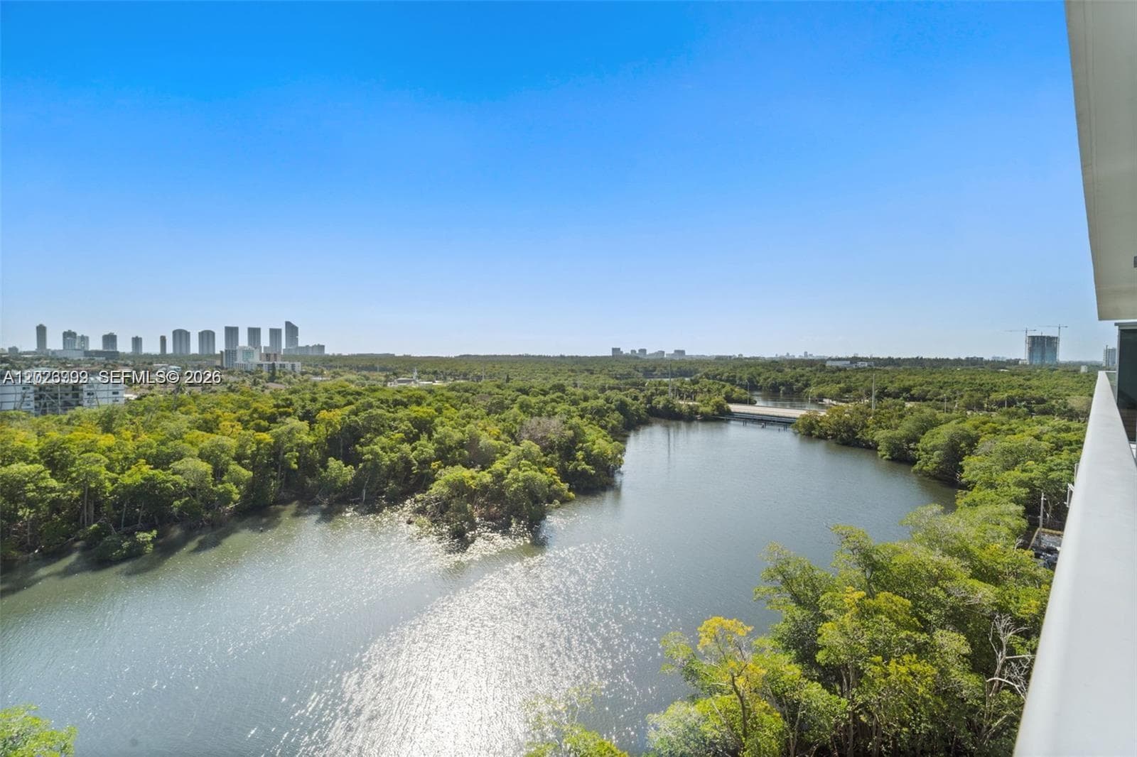16385 Biscayne Blvd 1019 photo 6