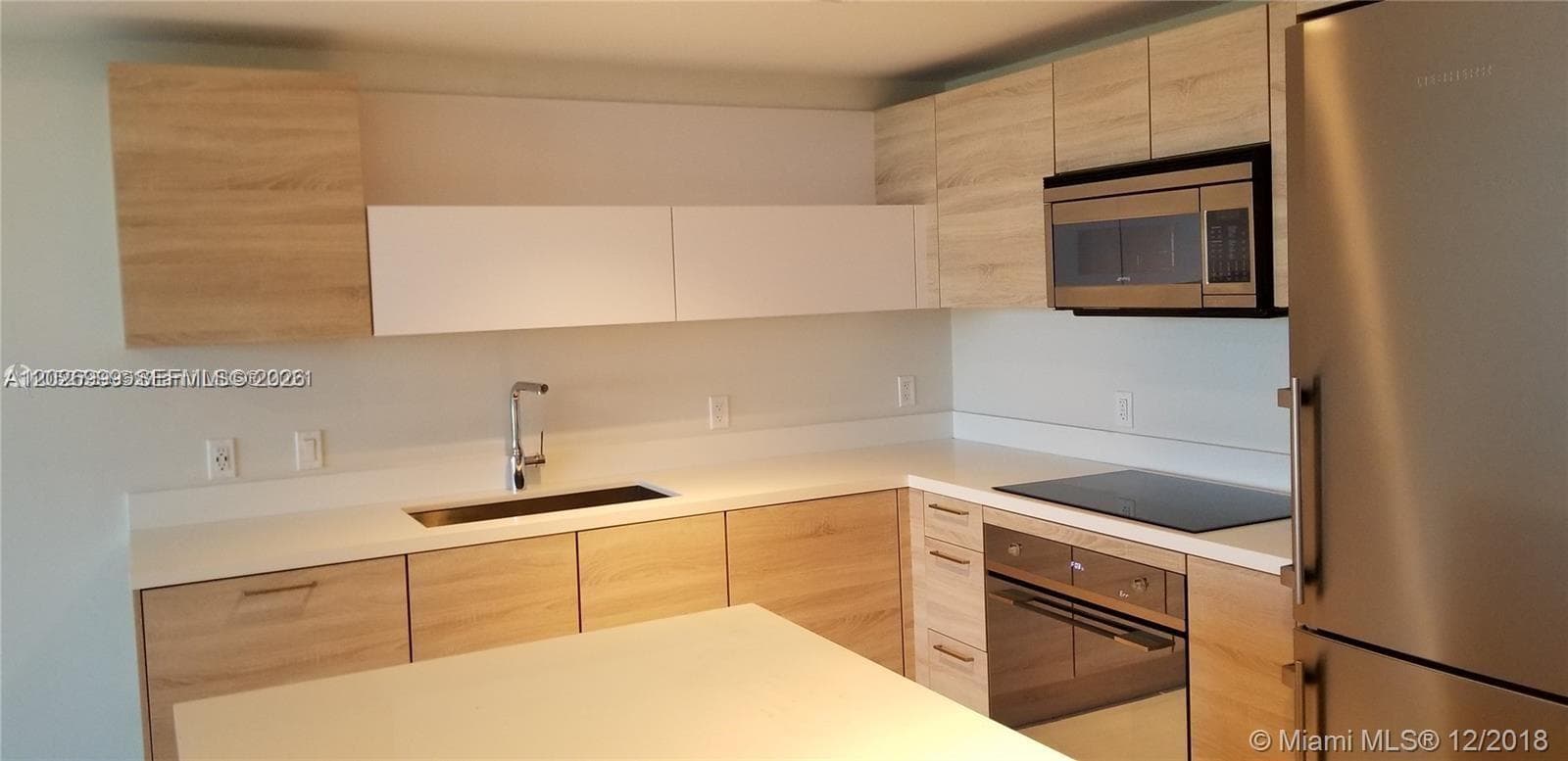 16385 Biscayne Blvd 1019 photo 18