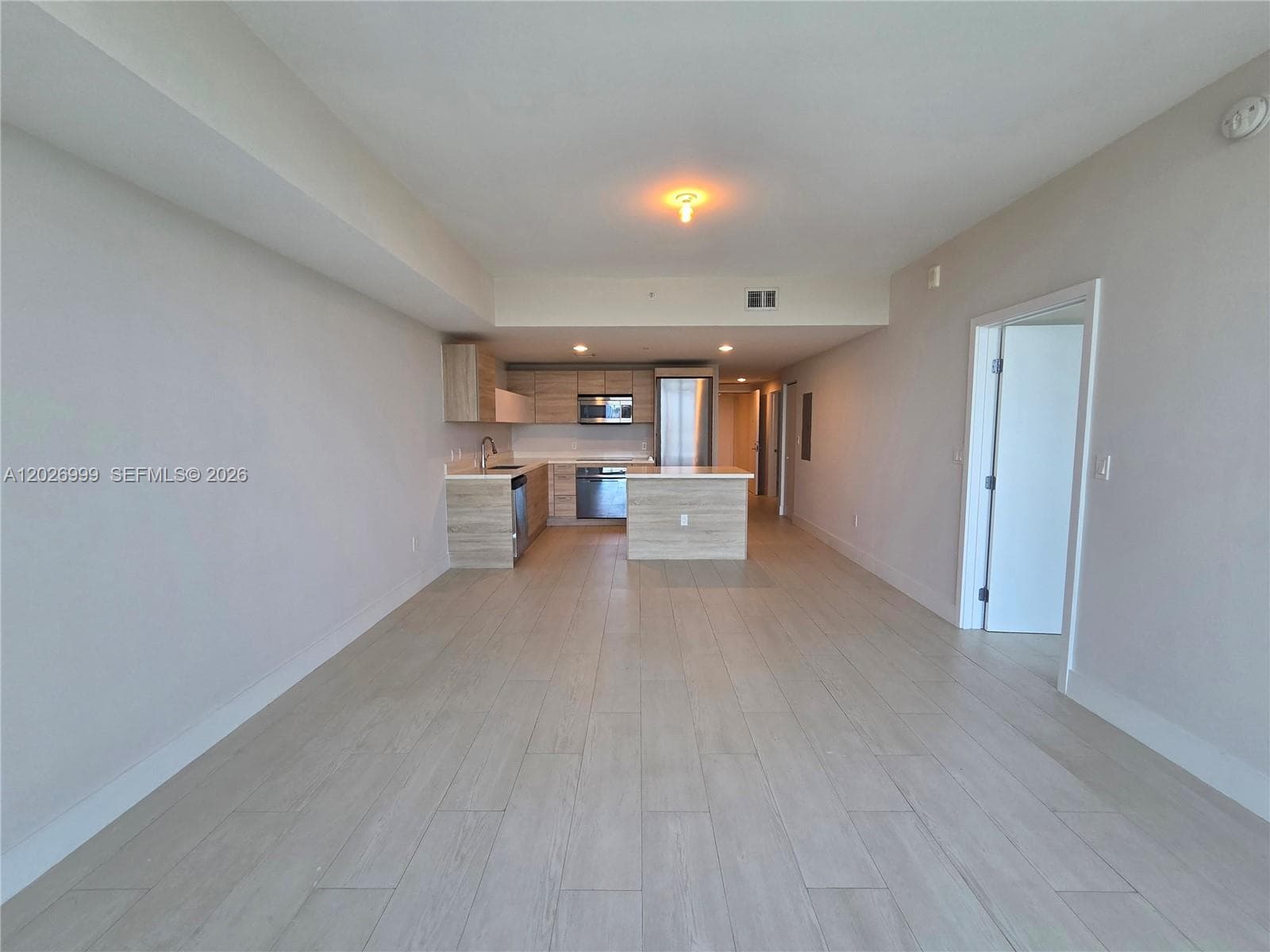 16385 Biscayne Blvd 1019 photo 15