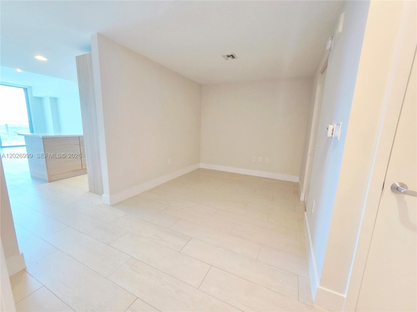 16385 Biscayne Blvd 1019 photo 21