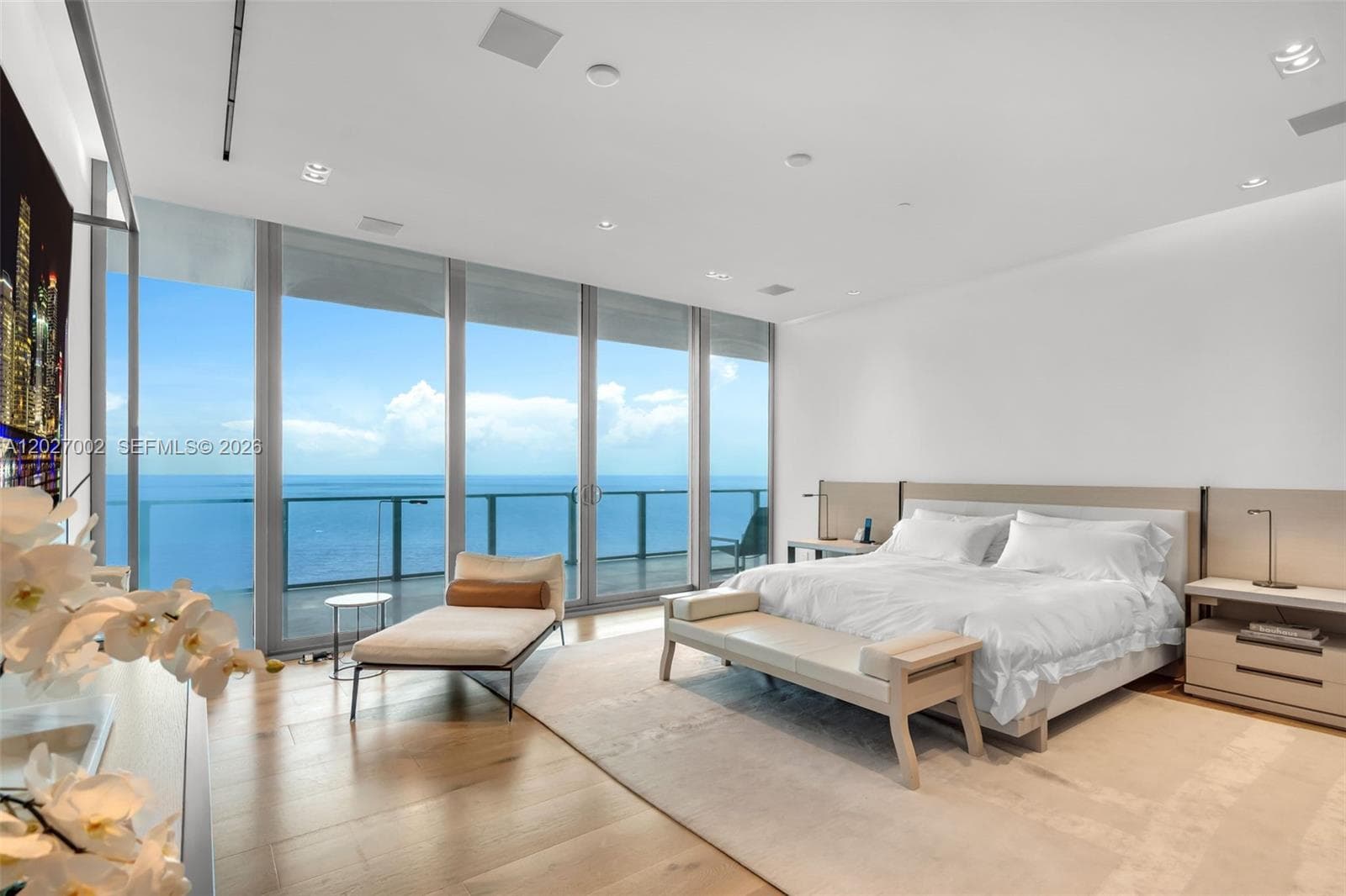 350 Ocean Dr LPH2N photo 20