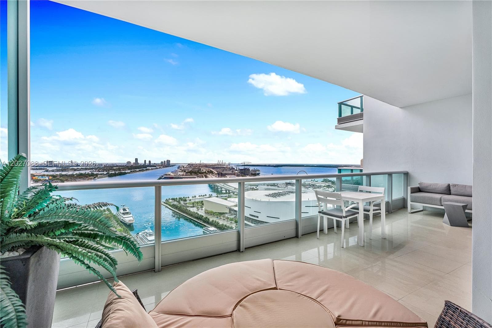 900 Biscayne Blvd 3109 photo 2