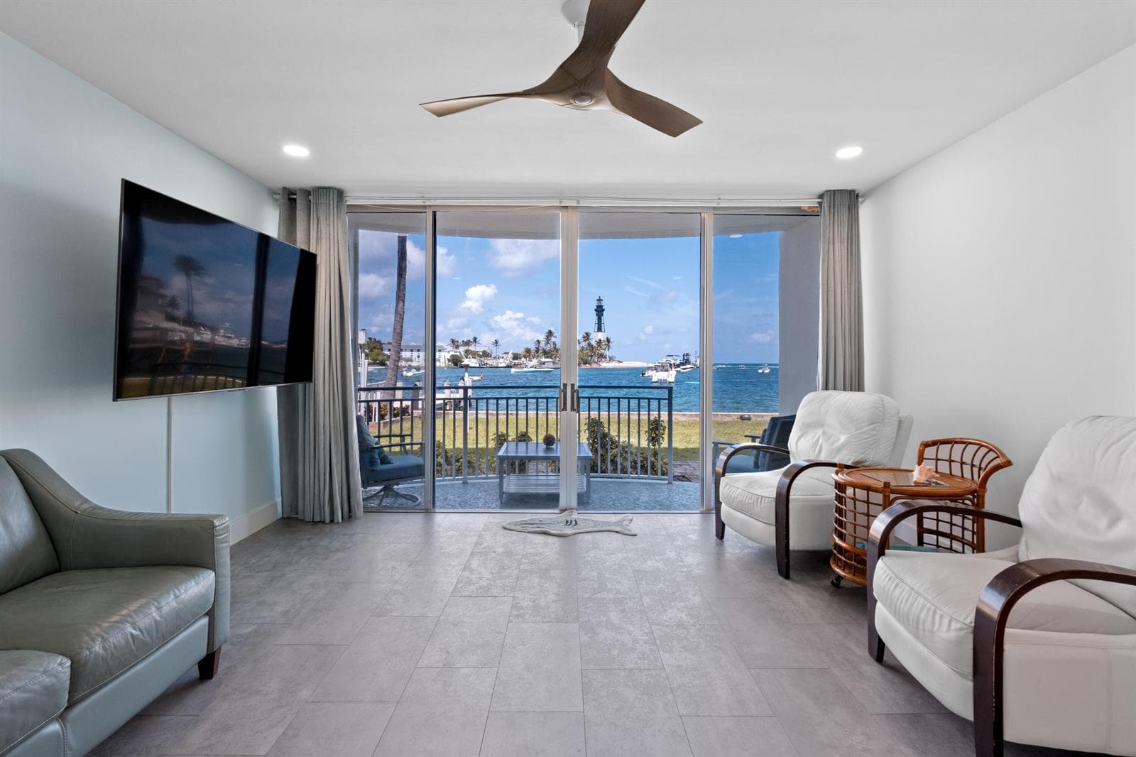 2508 Bay Drive #Unit 105 1