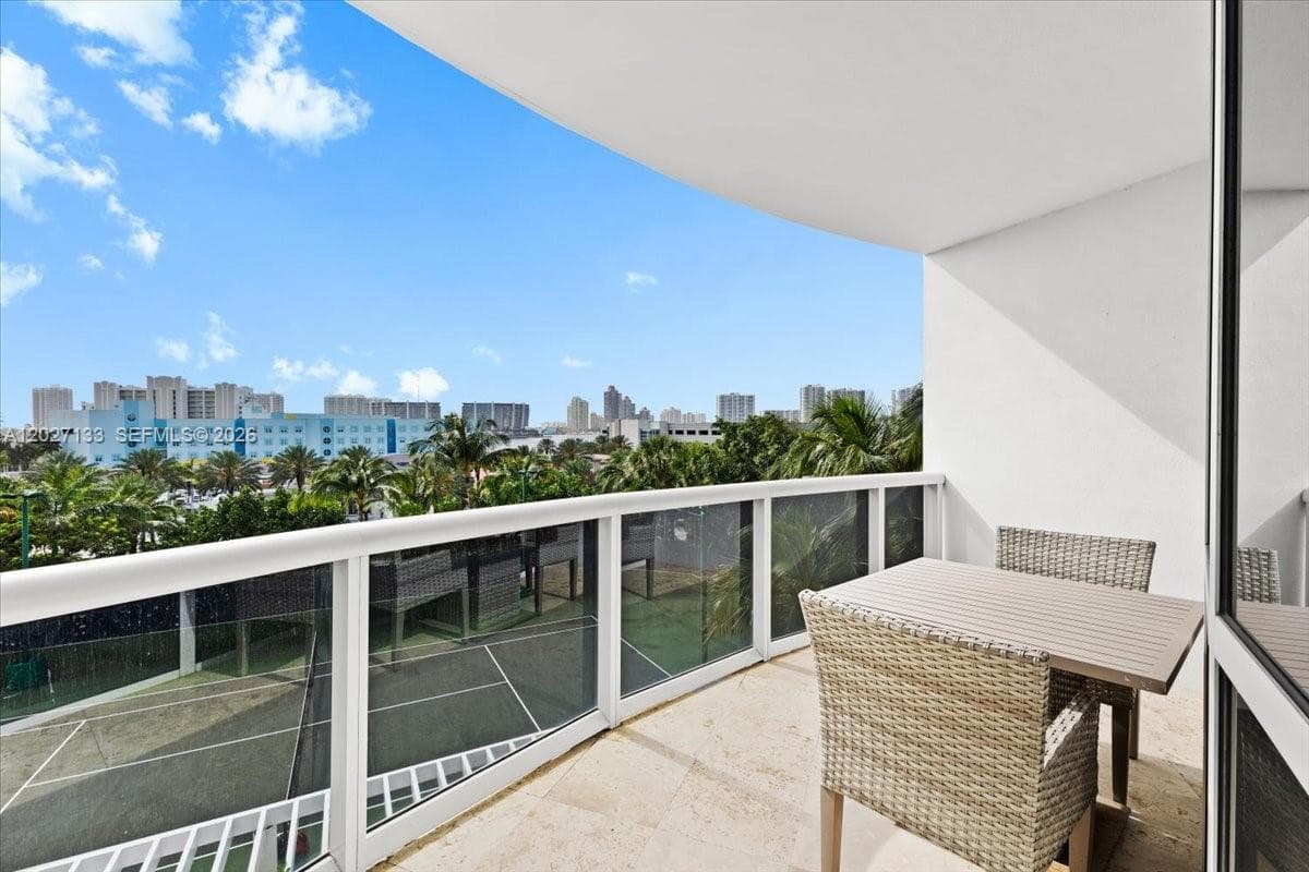 18201 Collins Ave 601A photo 13