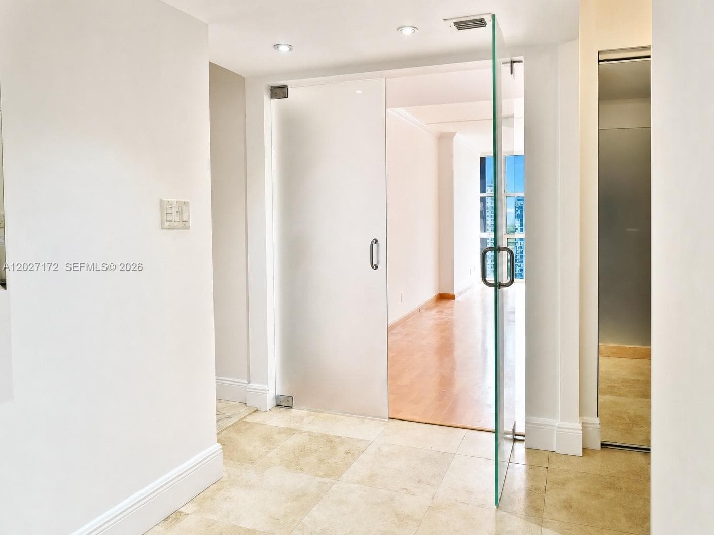 1925 Brickell Ave D-1808 photo 3