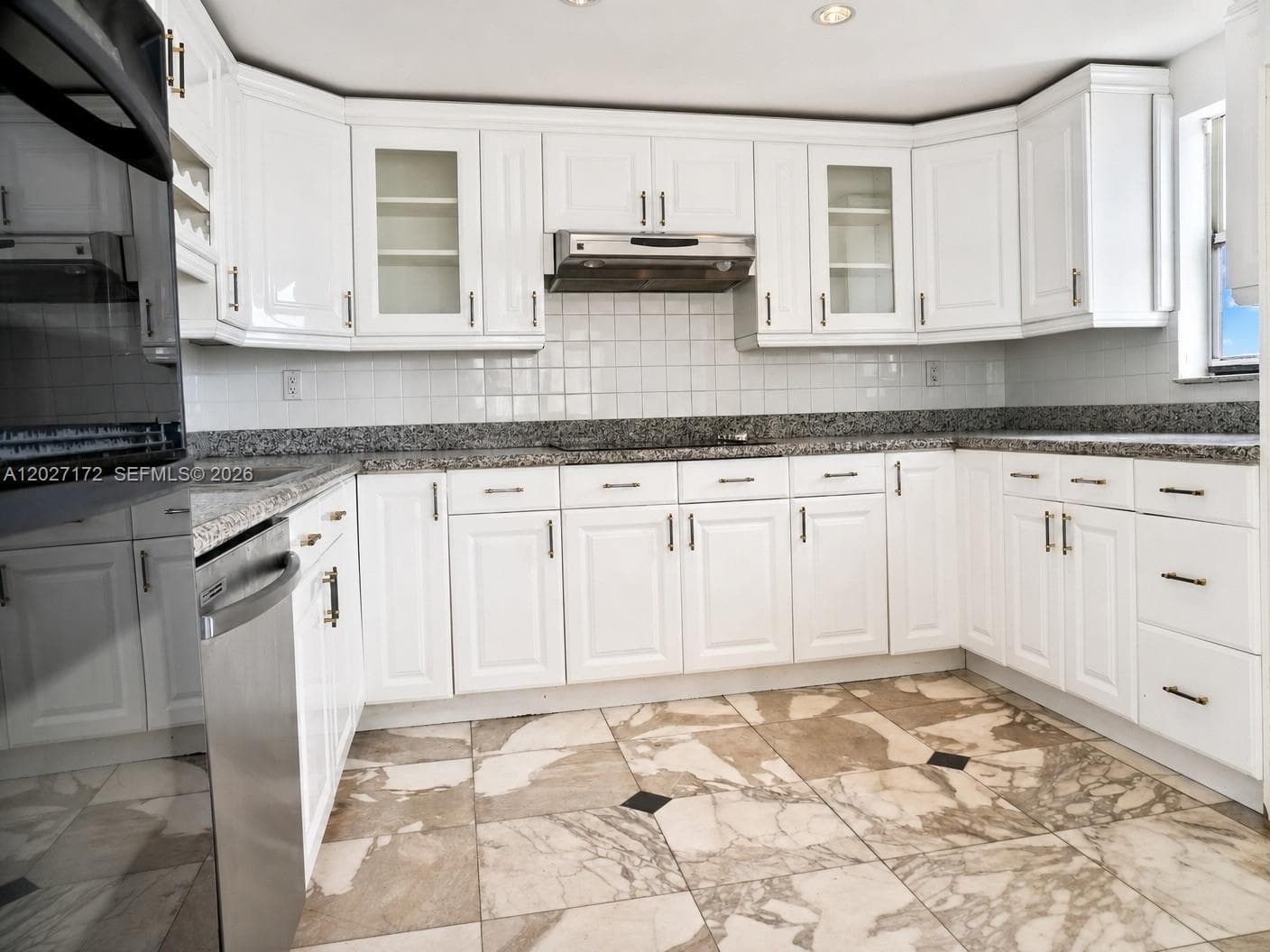 1925 Brickell Ave D-1808 photo 21