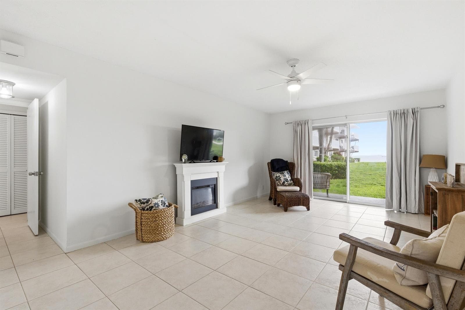 311 E Ocean Avenue #104 5