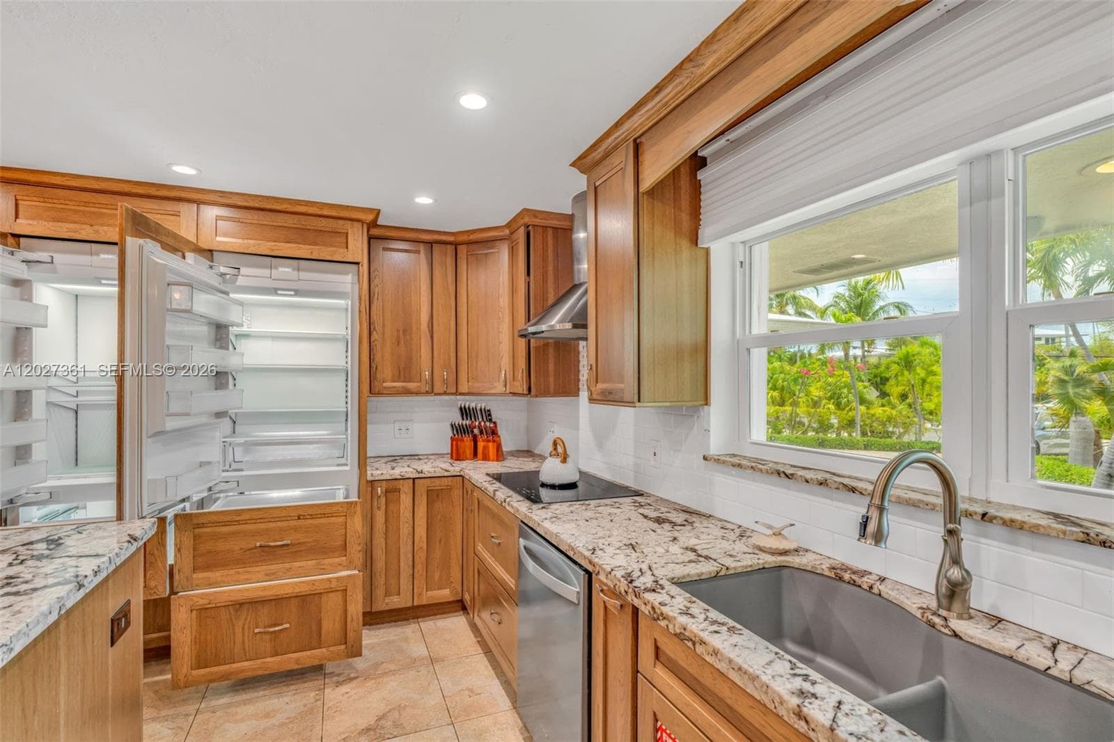 2919 Sombrero Blvd photo 17