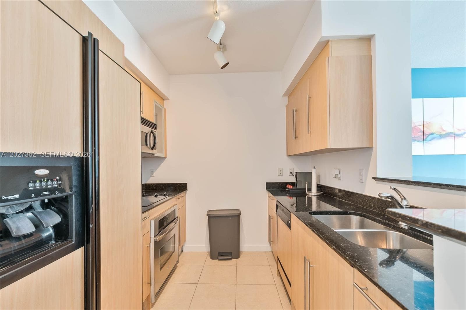 335 S Biscayne Blvd 2402 photo 6