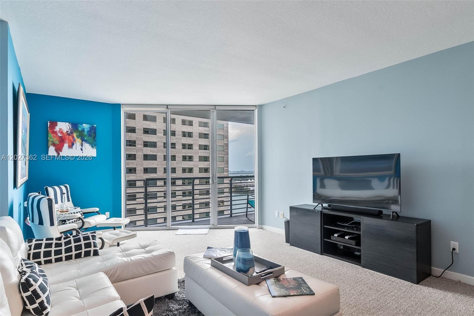 335 S Biscayne Blvd 2402 photo 11