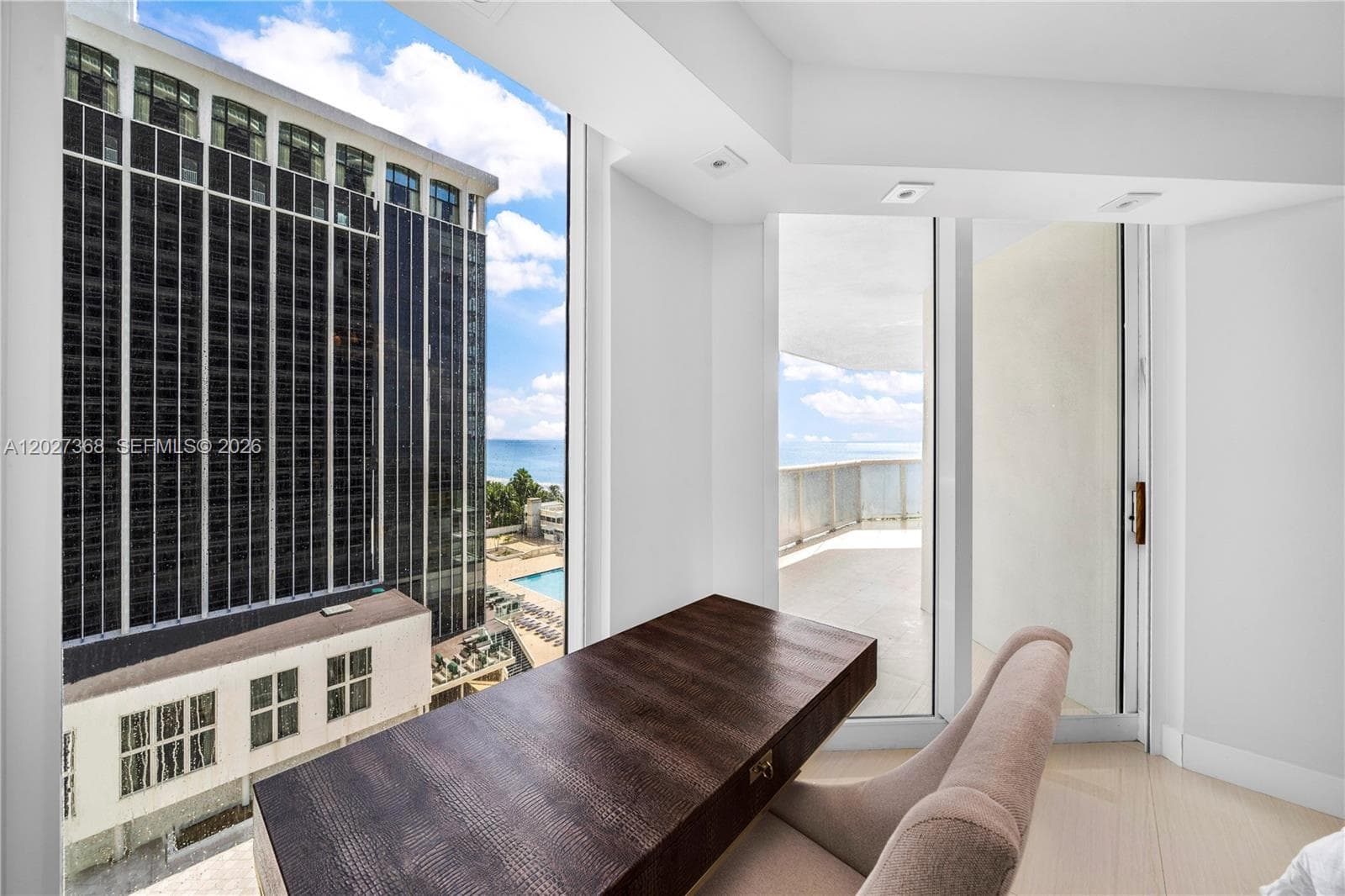 4779 Collins Ave 908 photo 15