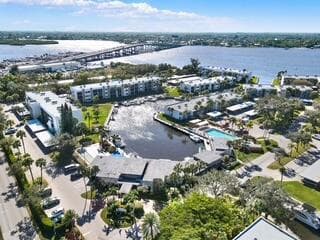 1950 SW Palm City Road #9102 5