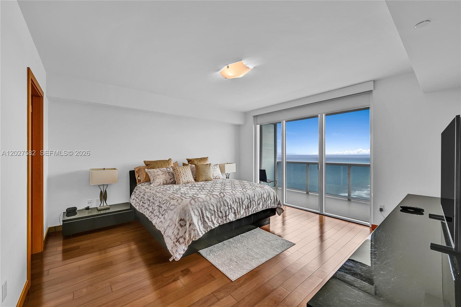1830 S Ocean Dr 4404 photo 14