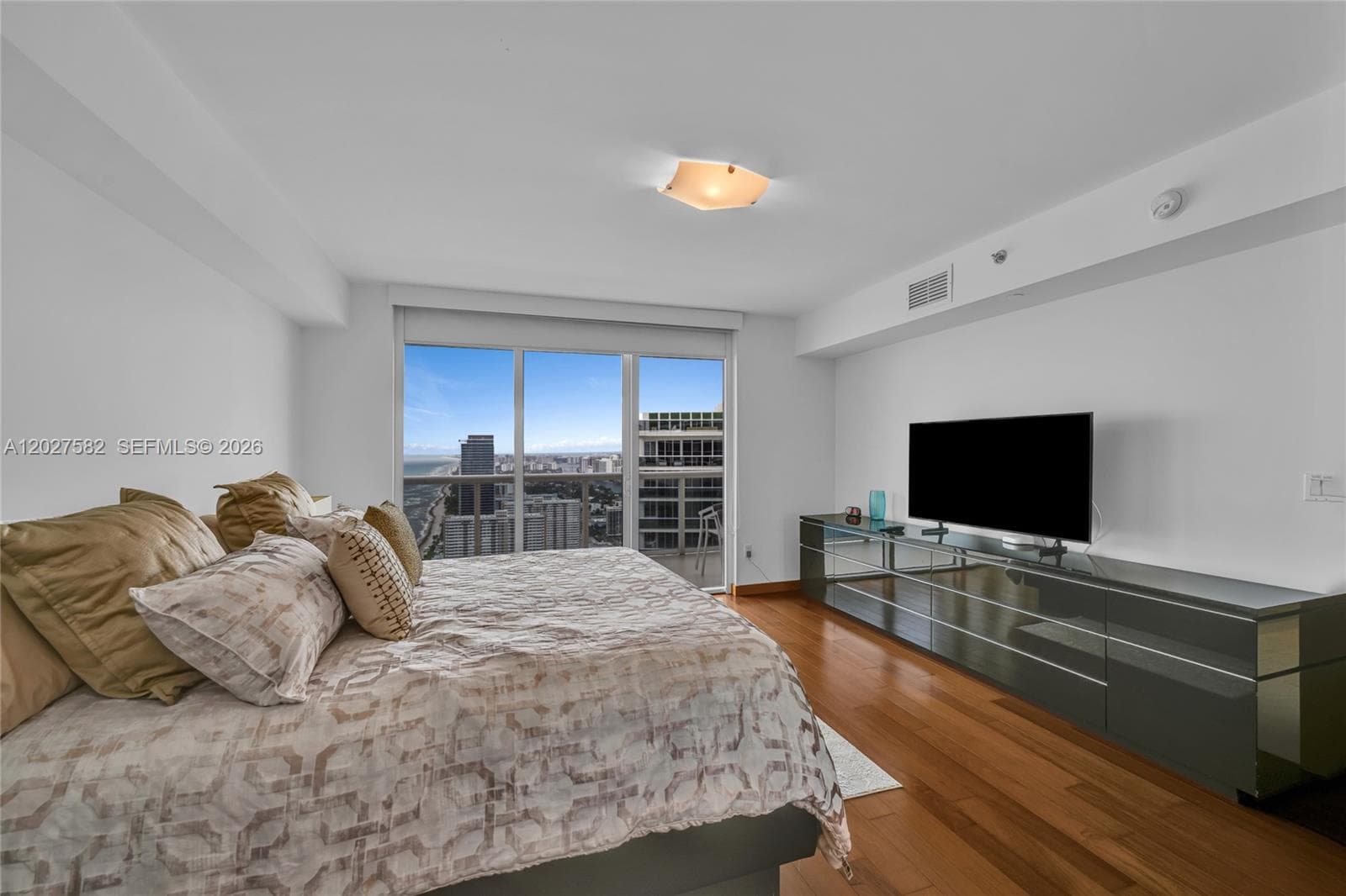 1830 S Ocean Dr 4404 photo 15