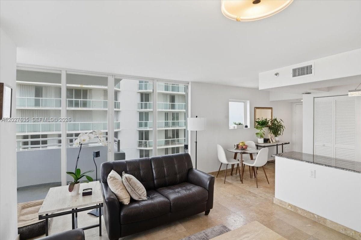 8911 Collins Ave 601 photo 18