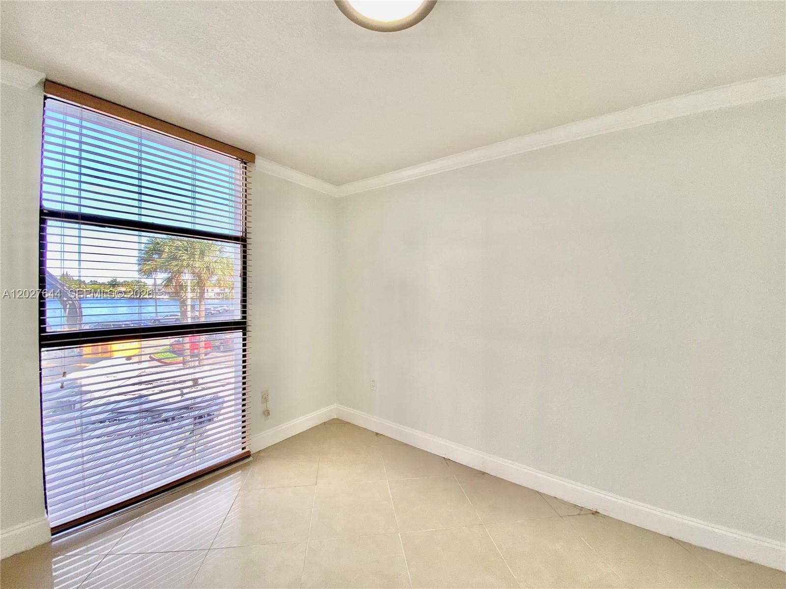 20505 E Country Club Dr 233 photo 16