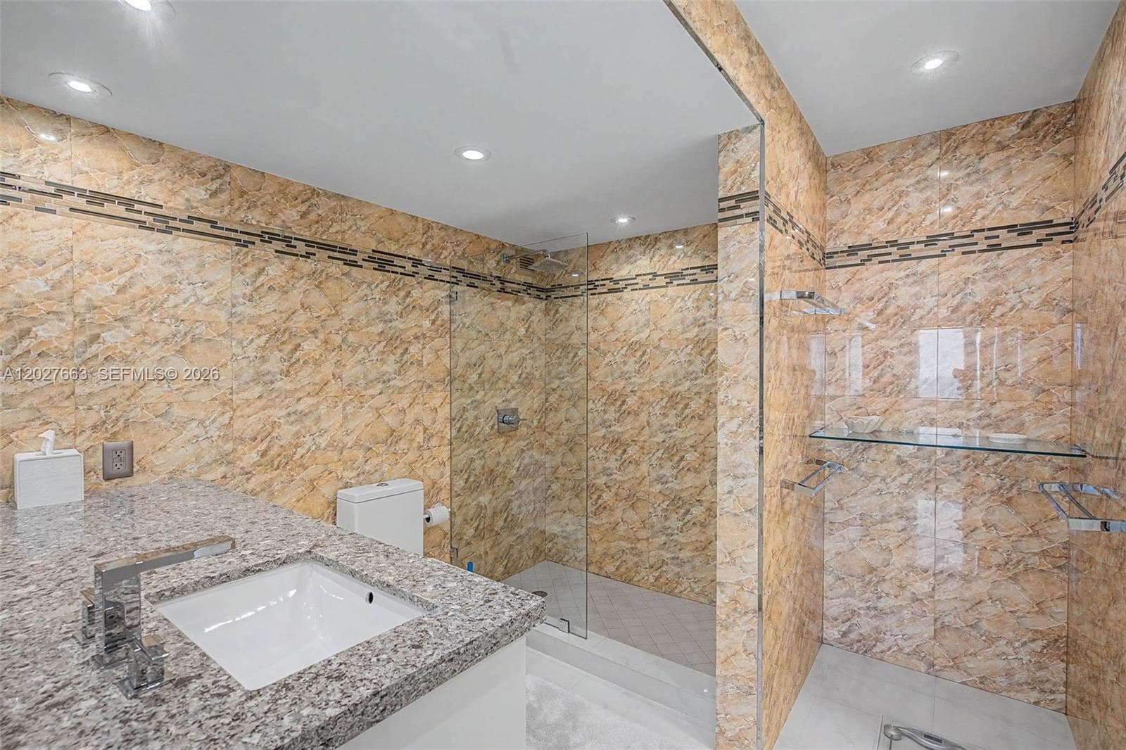 2301 Collins Ave 1210 photo 16
