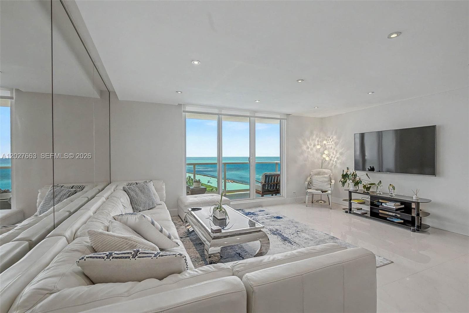 2301 Collins Ave 1210 photo 7