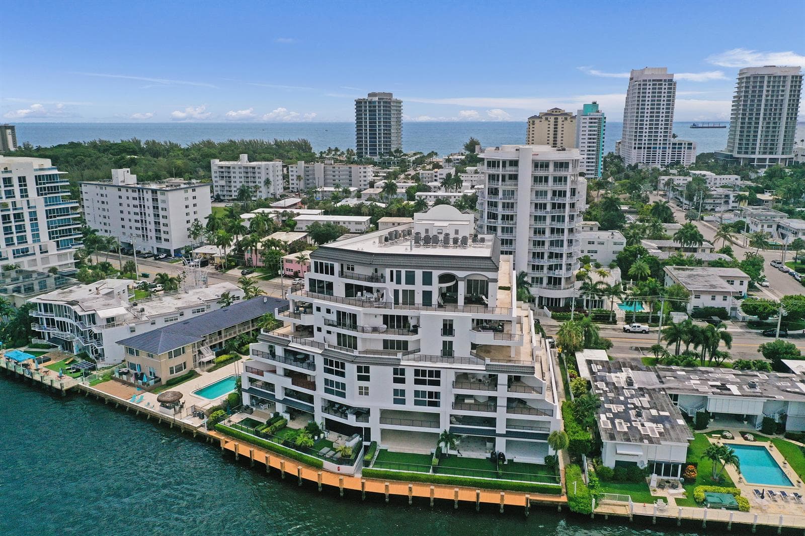 615 Bayshore Drive #402 2