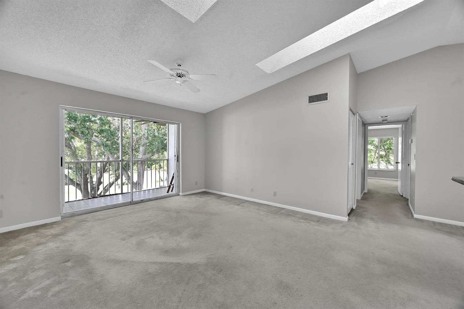 2516 SE Anchorage Cove #H-3 4