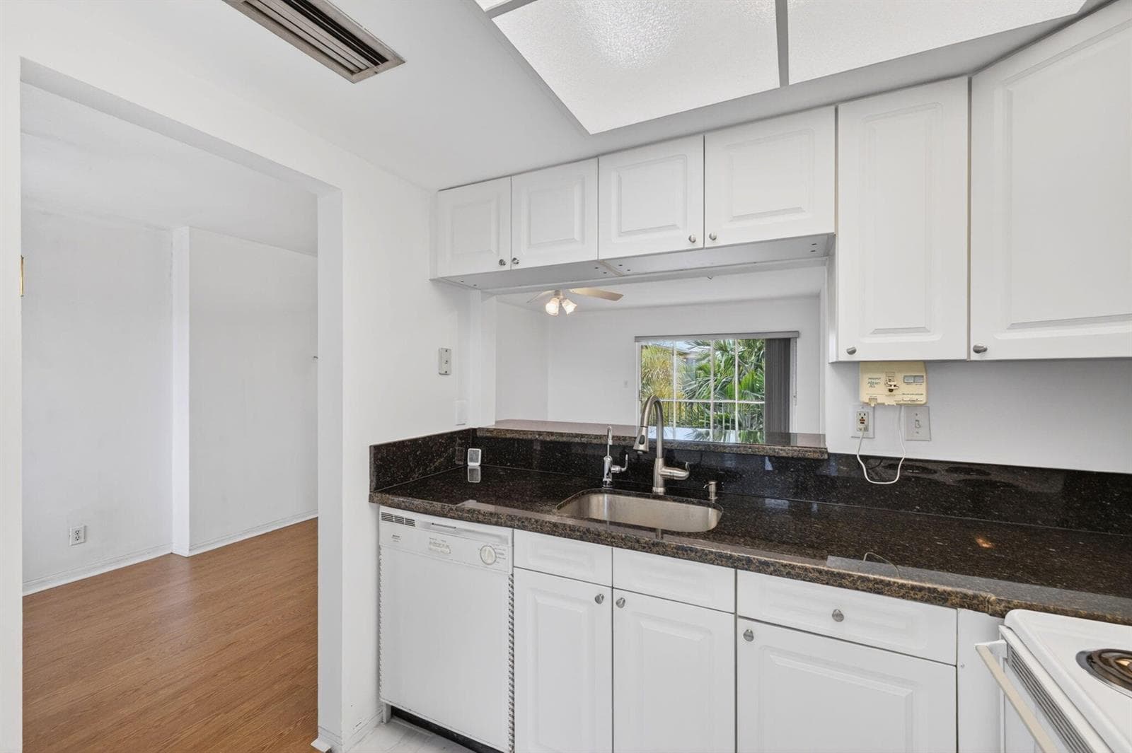 1500 SE 15th Street #315 5