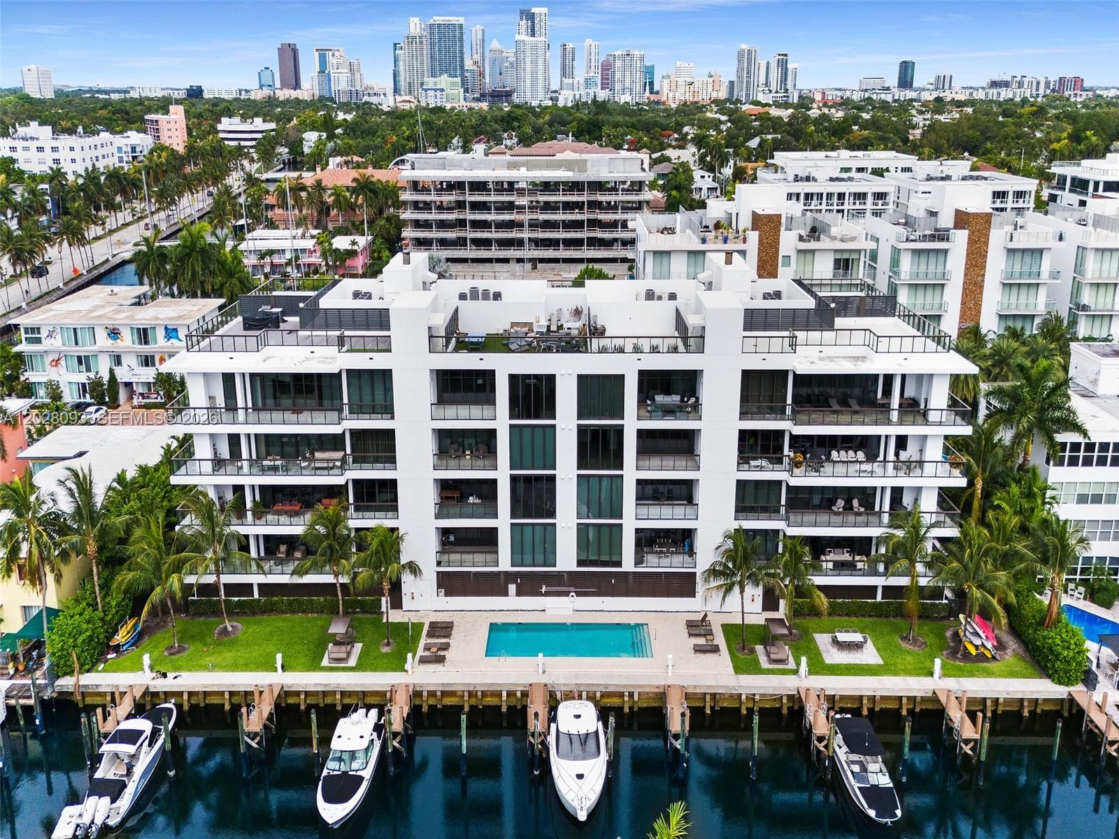 30 Isle Of Venice Dr #403 1