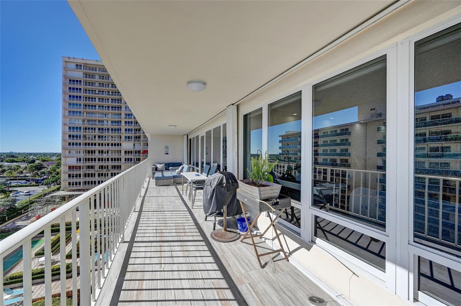 4100 Galt Ocean Drive 610 photo 22