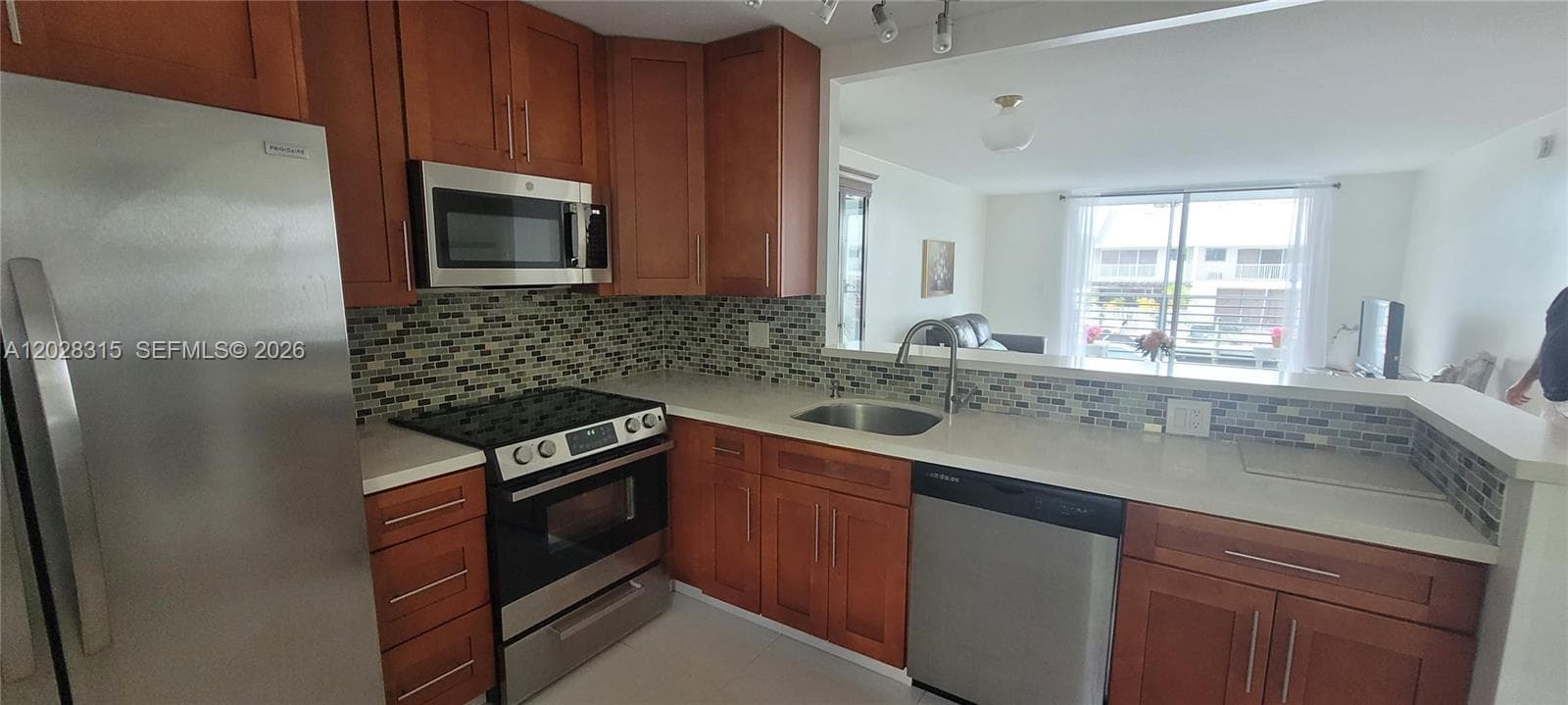 3750 NE 169th St 204 photo 10