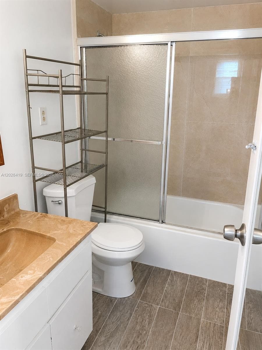 16465 NE 22nd Avenue 206 photo 6