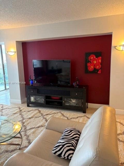 19707 Turnberry Way 18L photo 10