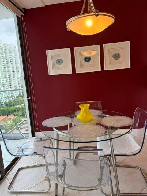 19707 Turnberry Way 18L photo 8