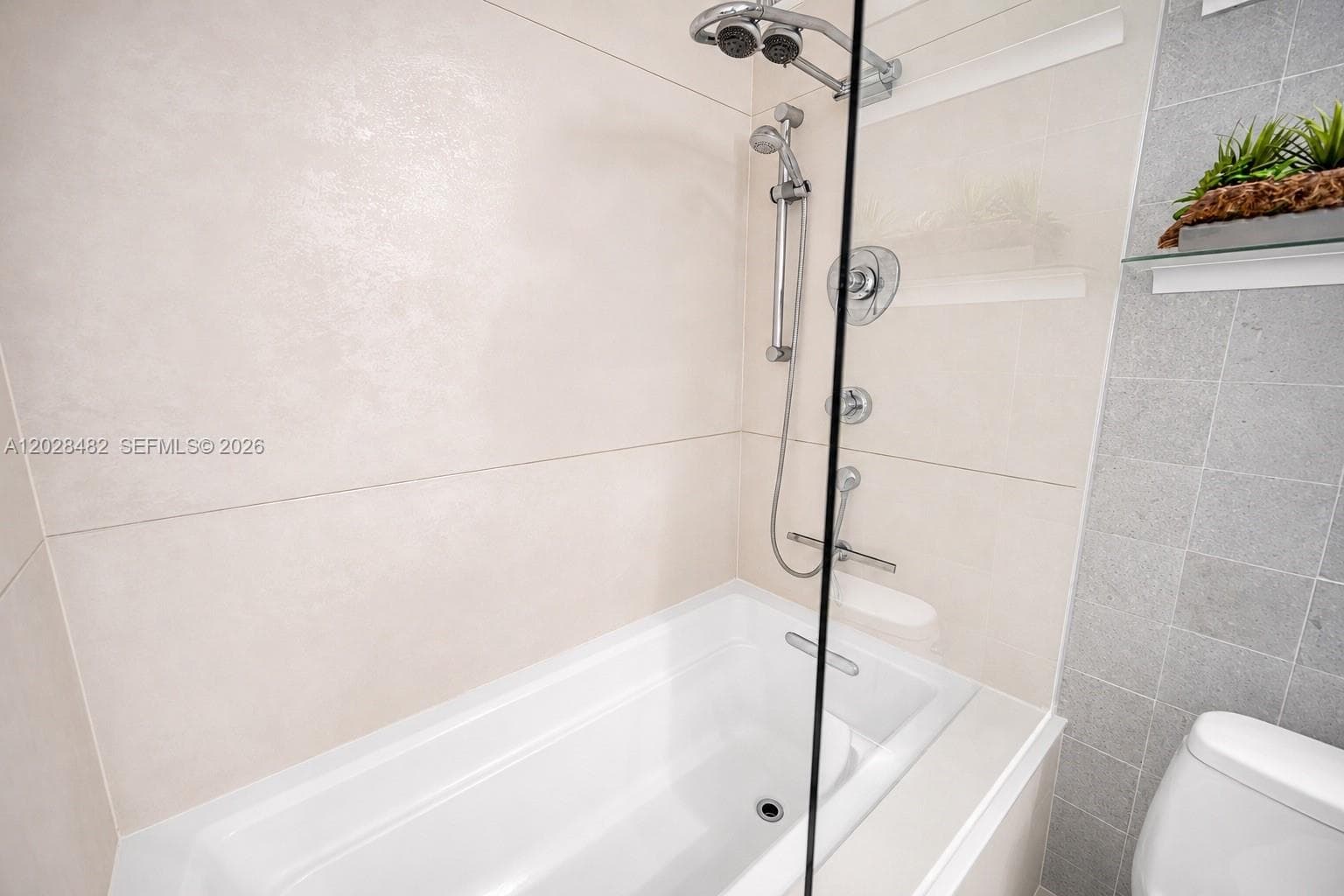 9102 W Bay Harbor Dr 3-C photo 21