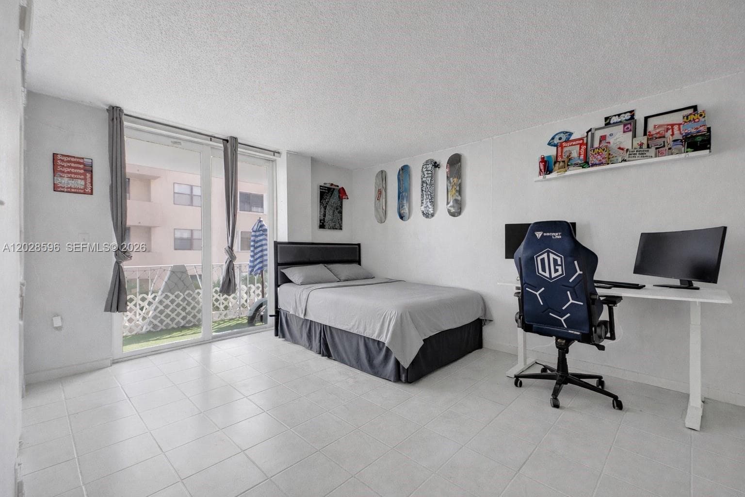 7133 Bay Dr #305 3