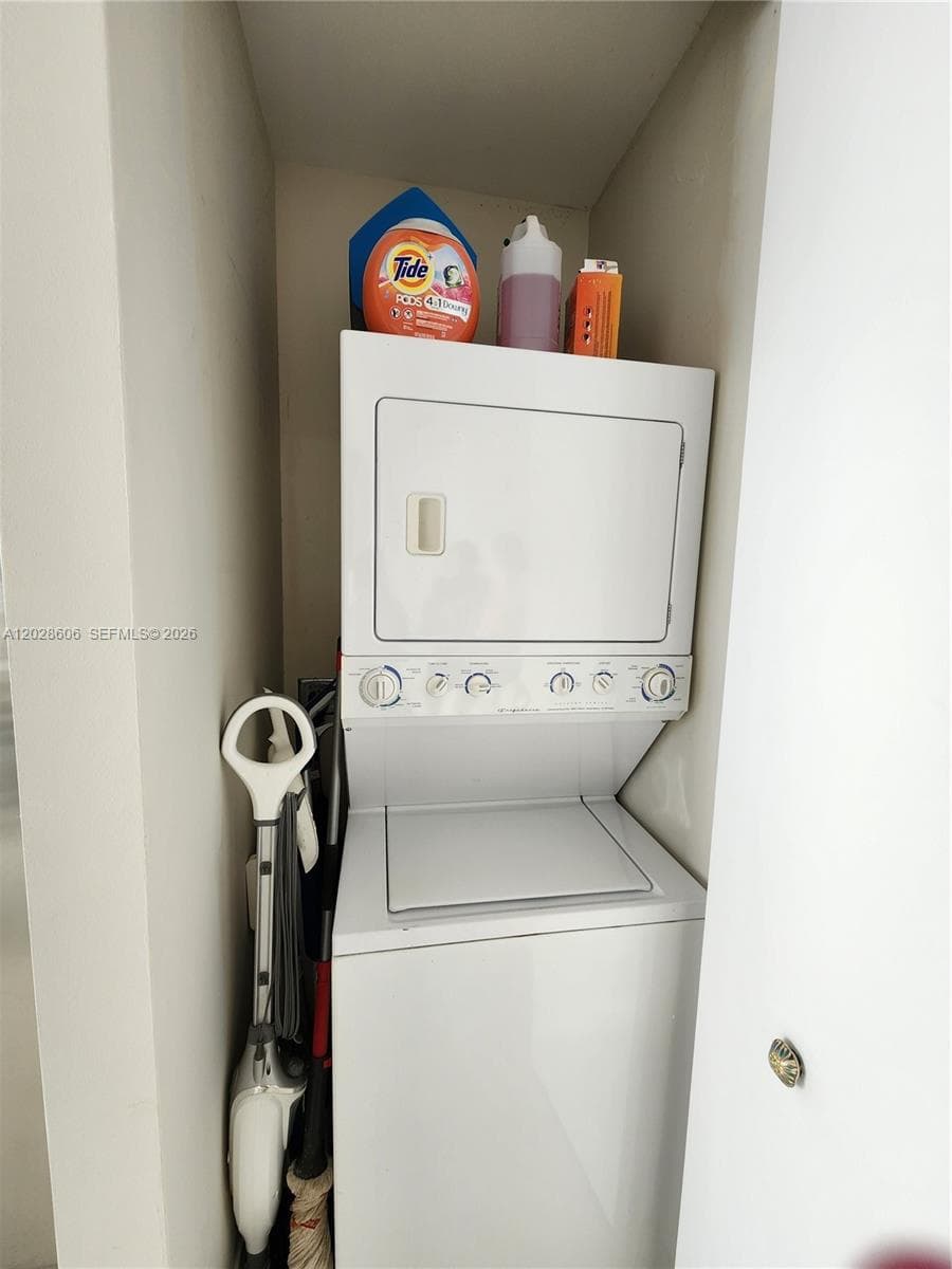 18201 Collins Ave 4101A photo 11