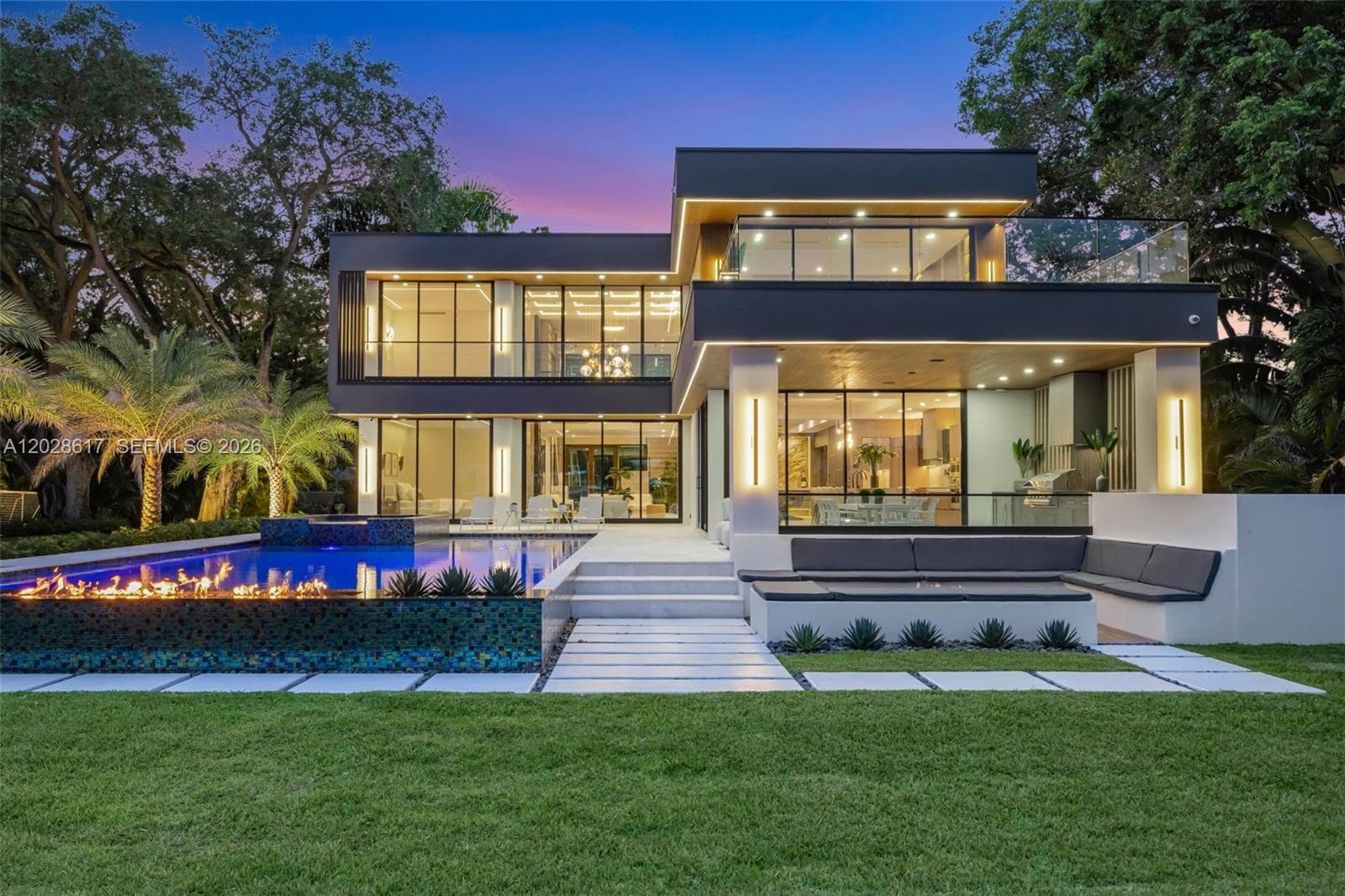 700 SW 12th Ave 2