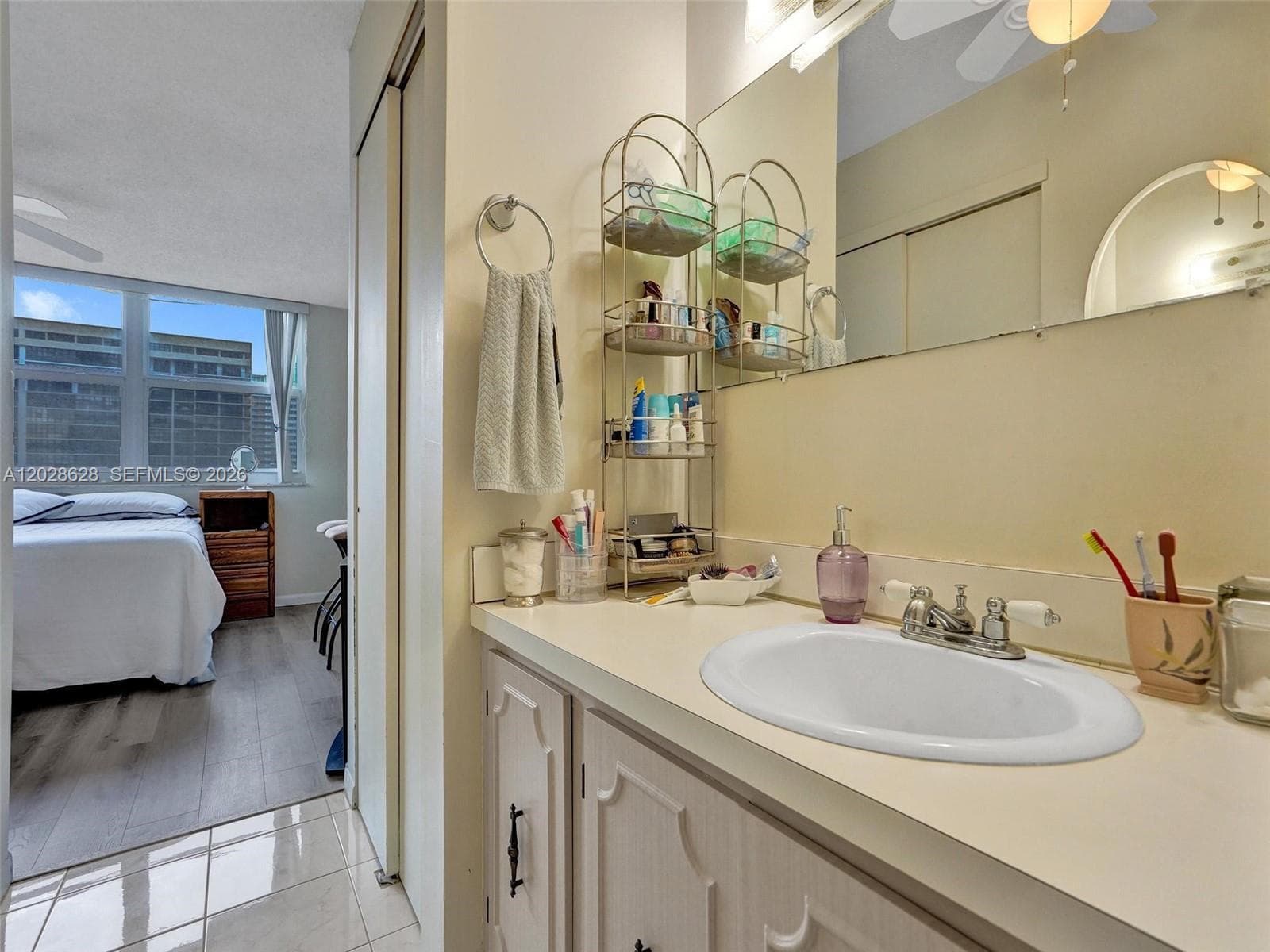 3113 S Ocean Dr 603 photo 7