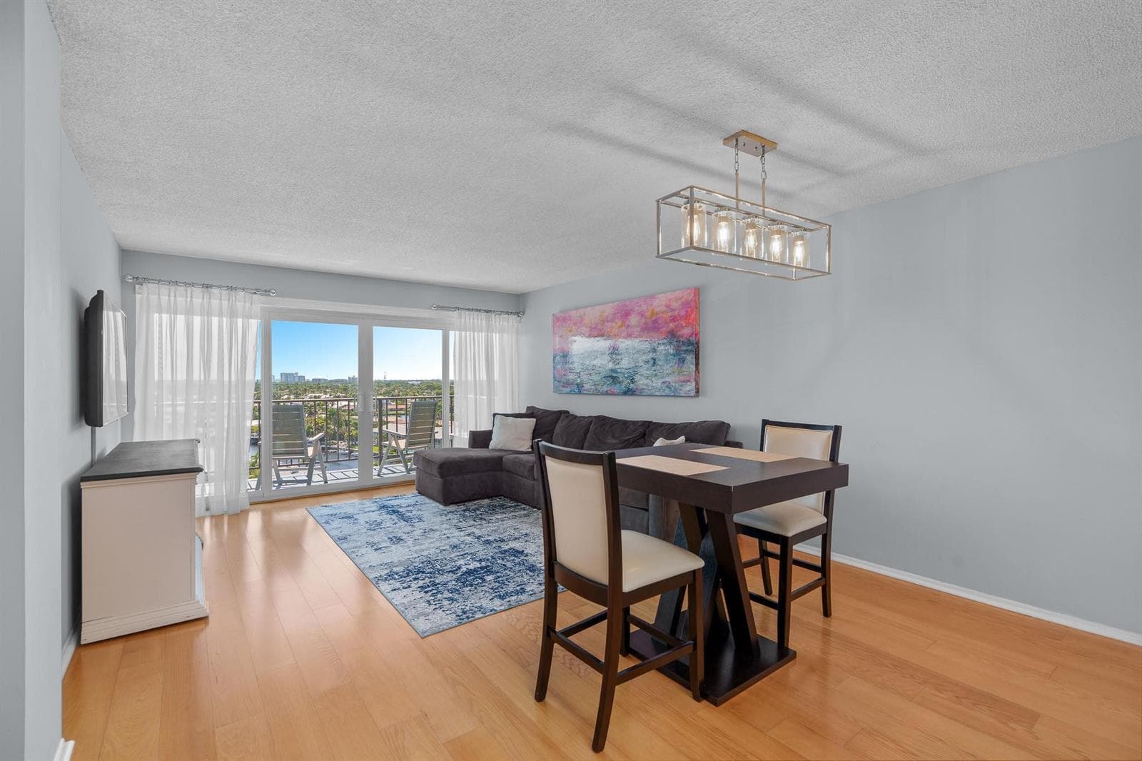 801 S Federal Highway #1005 3