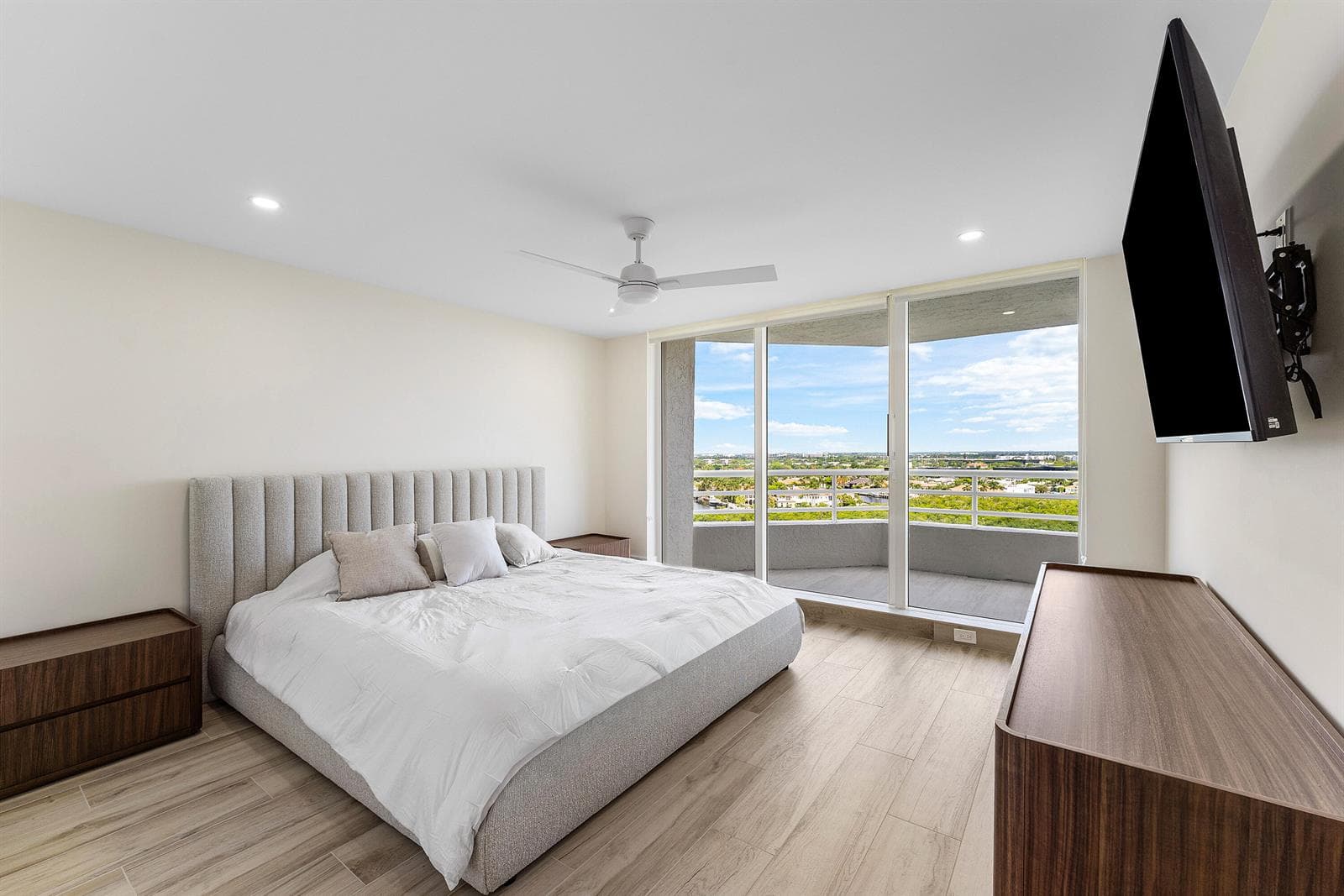 4201 Ocean Boulevard 1407 photo 21