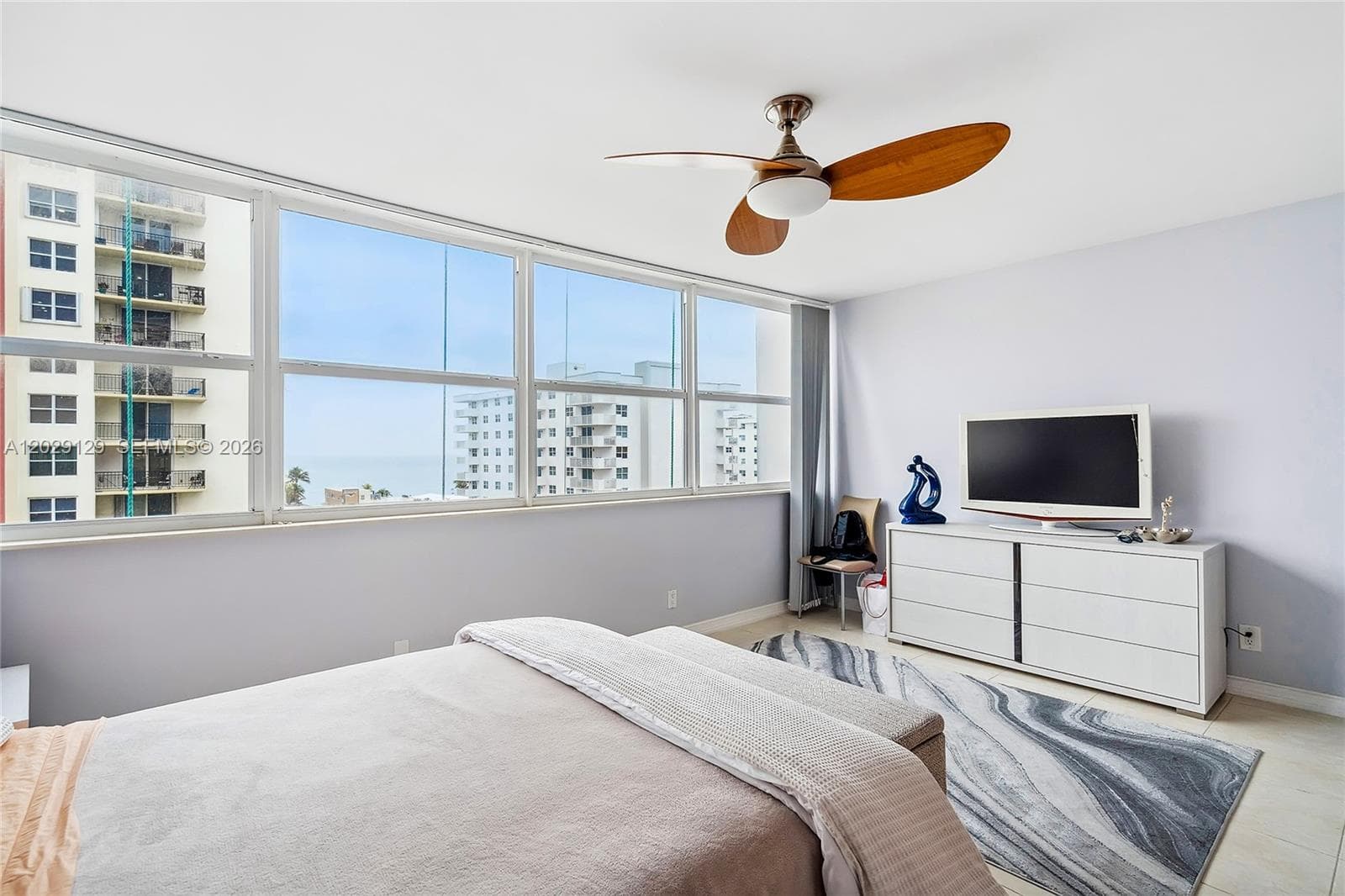 1400 S Ocean Dr 802 photo 18