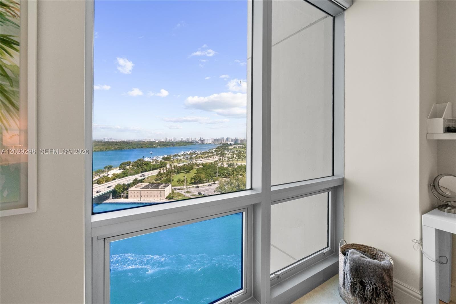 10295 Collins Ave 1606 photo 24
