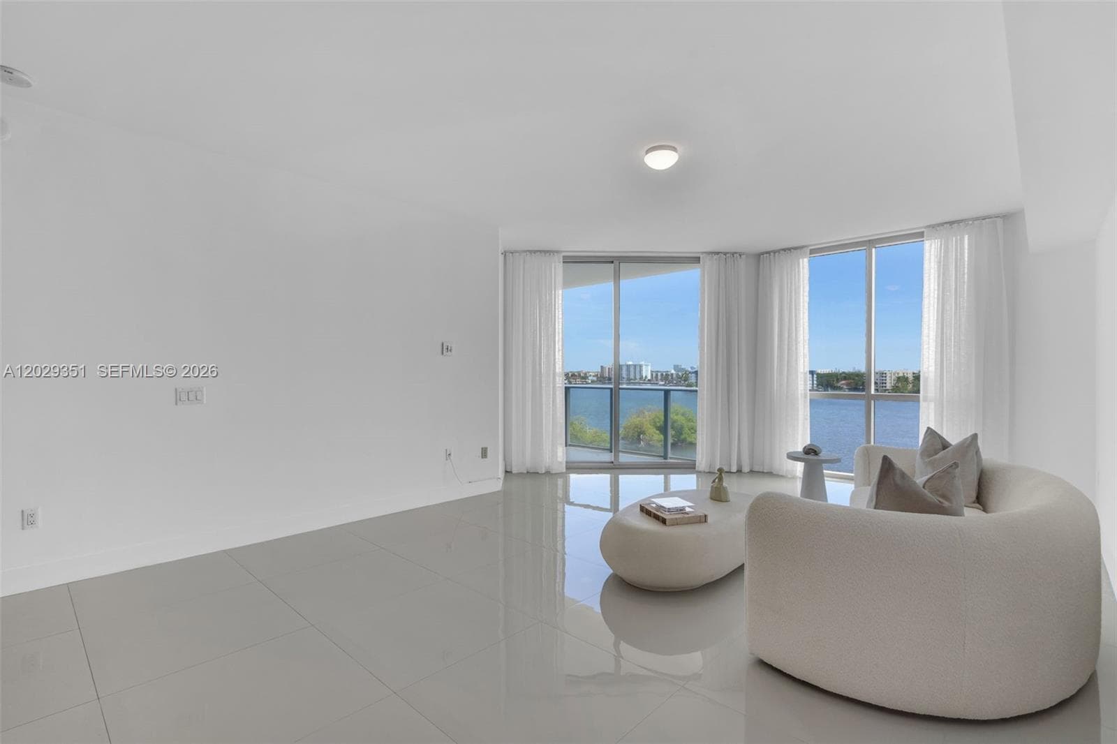 17111 BISCAYNE BL 506 photo 14